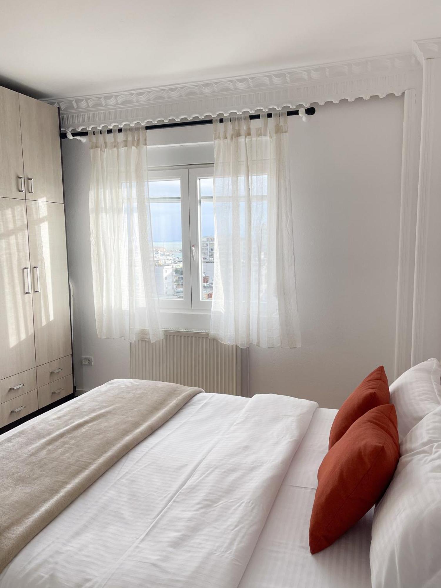 Aquazen Lägenhet Durrës